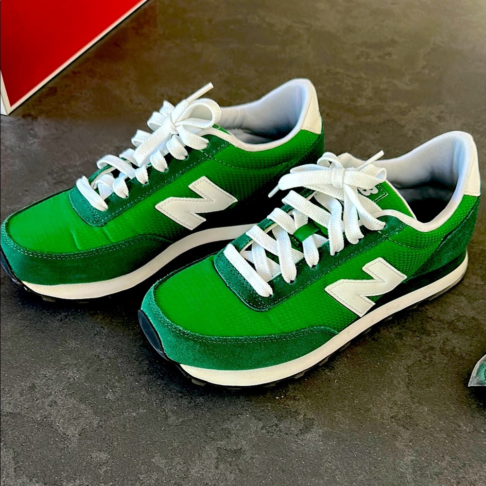 New Balance Classic 501 Green and White Sneakers - Never Worn